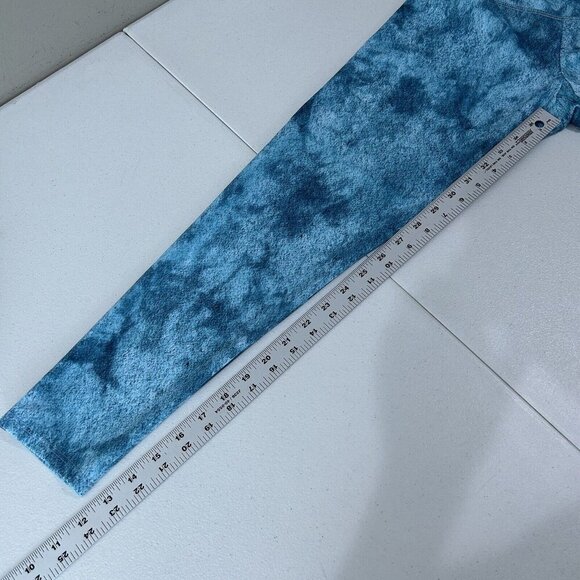 Onzie Womens Pants Small Blue Tie Dye High Rise Midi 7/8 Leggings Performance - Picture 5 of 13